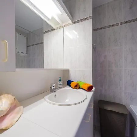 Apartment Appealing With Terrace Middelkerke