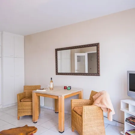 Cozy With Terrace And Sea View * Middelkerke