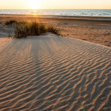 Cozy With Terrace And Sea View Apartment Middelkerke